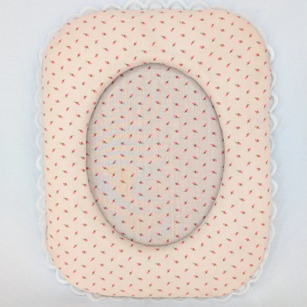 Vintage Rose Padded Fabric Picture Frame Pink Floral Lace Trim Oval Opening